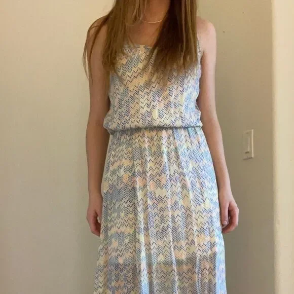 Ella Moss Midi Dress - Picture 4 of 5